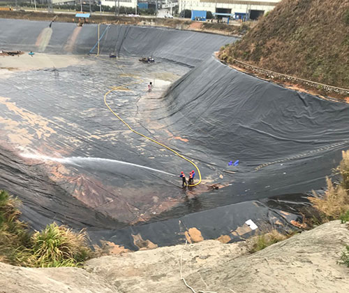 公主岭废水池清理