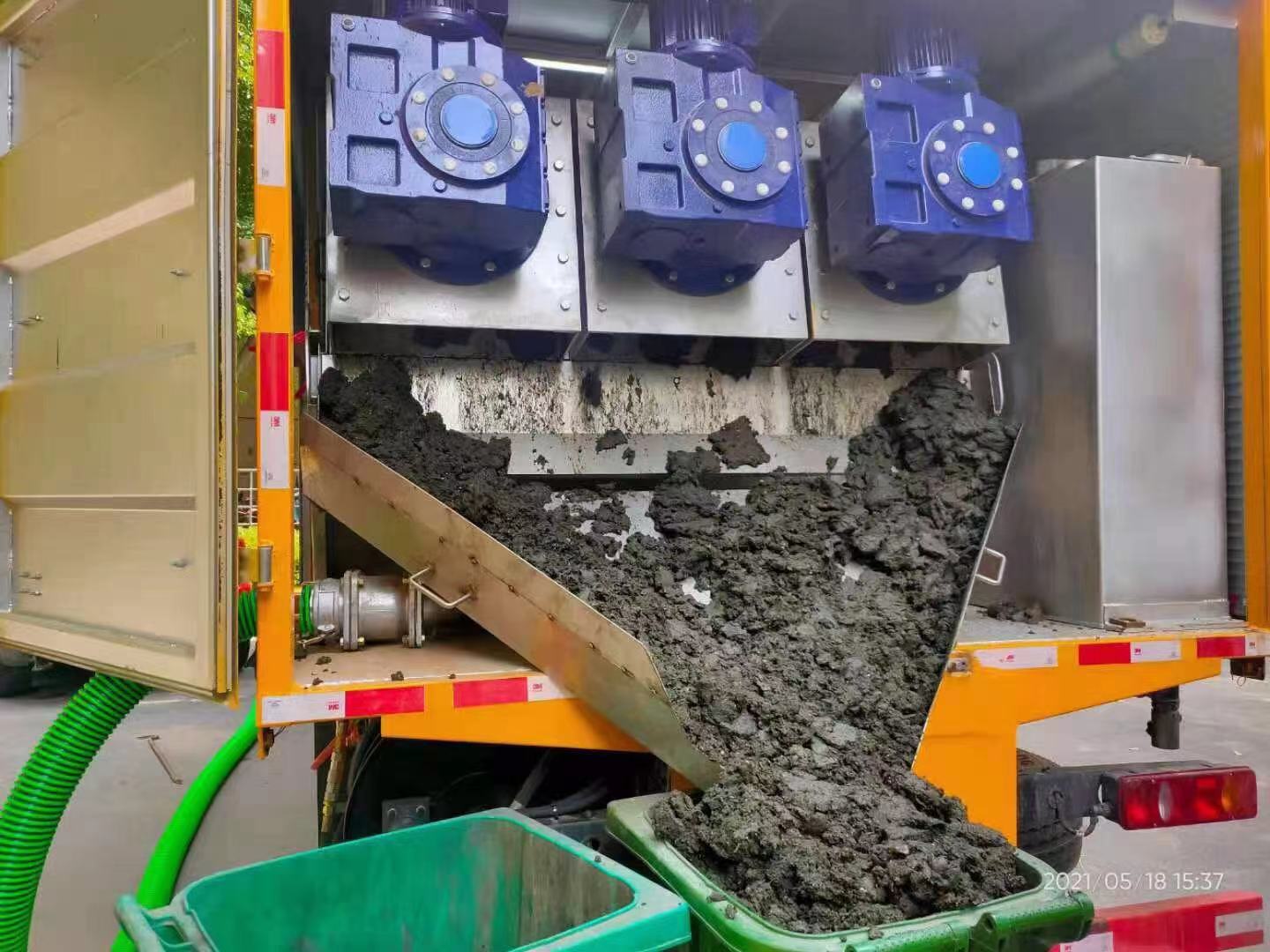 公主岭化粪池清掏城市维护站-泥浆净化干湿分离处理